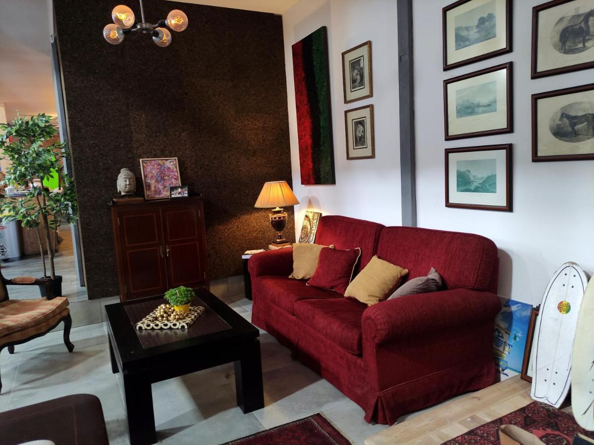 Caruma Surf Hostel Matosinhos  Kültér fotó