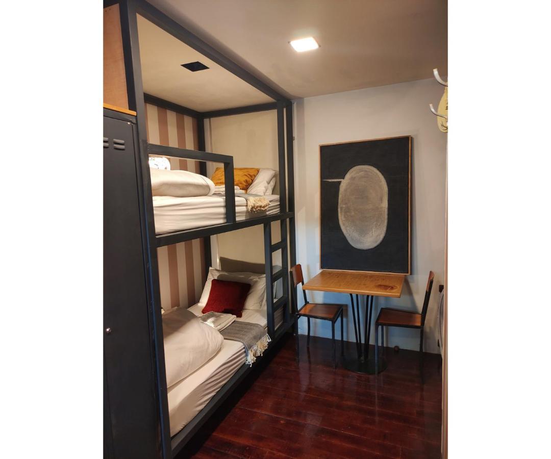 Caruma Surf Hostel Matosinhos  Kültér fotó